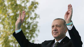 ممثل أردوغان: تركيا تلقت ضمانات أمريكية حول تصدير المنتجات الروسية إلى الأسواق