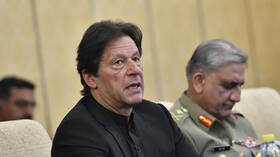 اندلاع احتجاجات حاشدة في باكستان ضد قرار استبعاد عمران خان.. فيديو