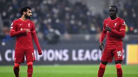إيفرا ساخرا من صلاح: ماني سيأكل محمد صلاح!