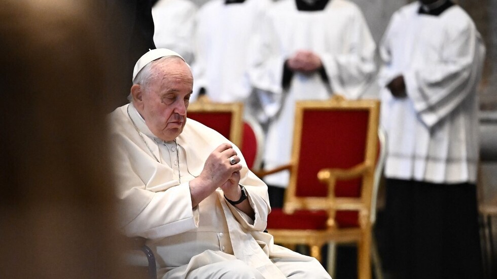 البابا فرنسيس إلى البحرين لتعزيز الحوار مع الإسلام