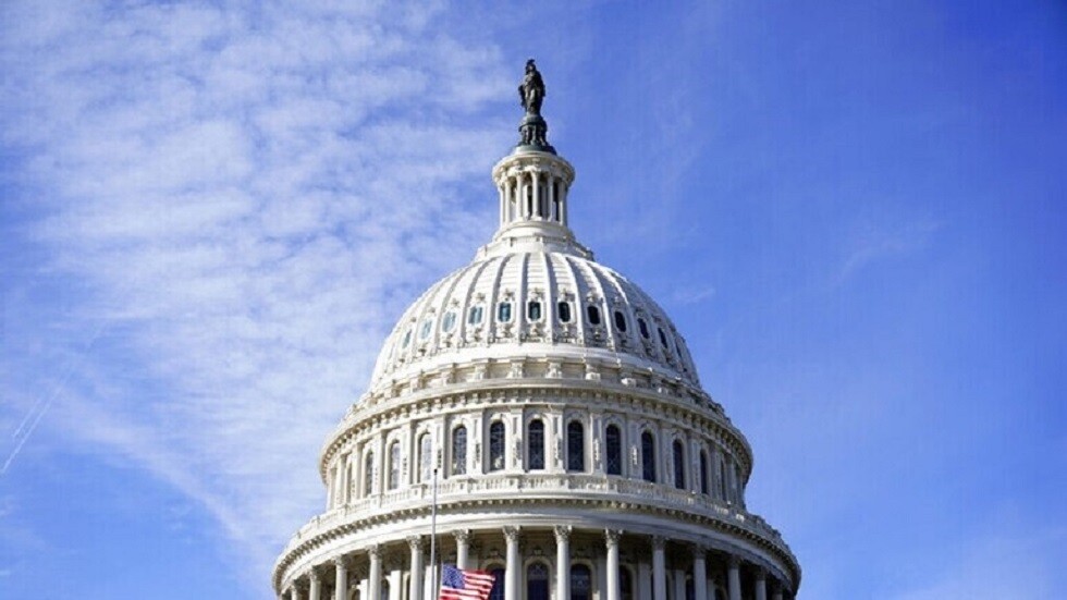 عضو بالكونغرس: واشنطن مستعدة للتضحية بسكان روسيا وأوكرانيا