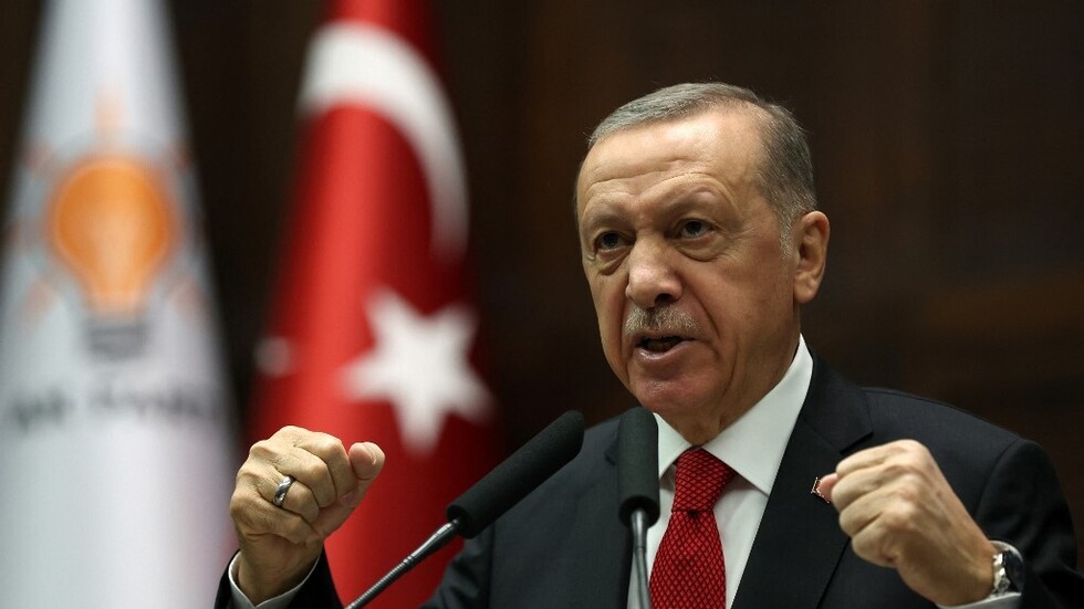 أردوغان يتعهد بإجراء تعديلات دستورية لمواجهة المثلية