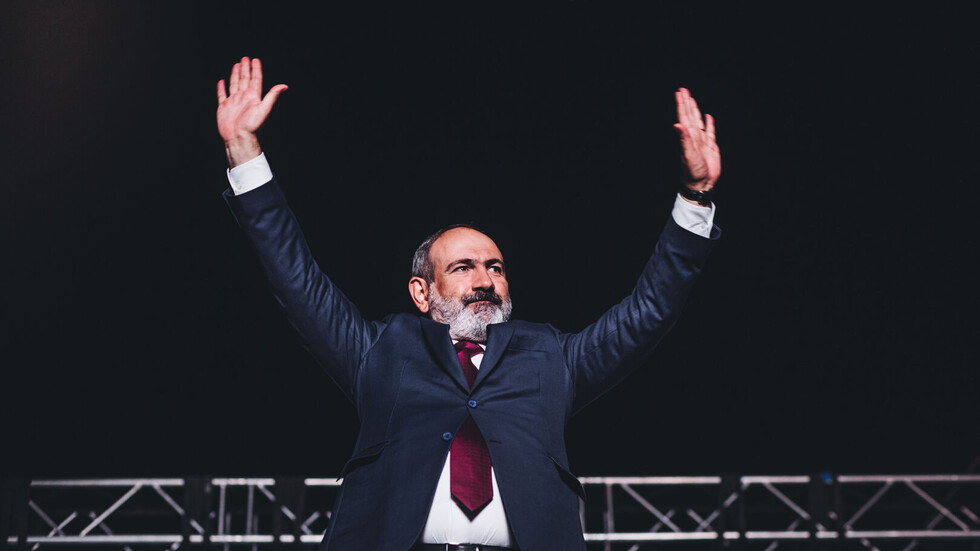 الاتحاد الأوروبي يرحب برغبة أرمينيا وأذربيجان في حل خلافاتهما عبر الحوار