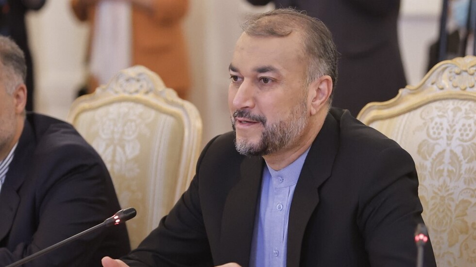 عبد اللهيان: سيد بايدن، أوقف هذا النفاق!