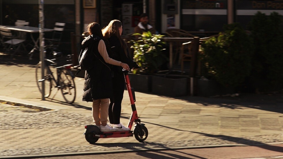 نيويورك.. إصابة 38 شخصا بحريق ناجم عن بطارية أيون الليثيوم (فيديو)