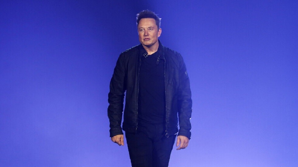 إيلون ماسك: عرضنا على الموظفين المفصولين تعويضا بقيمة 3 رواتب
