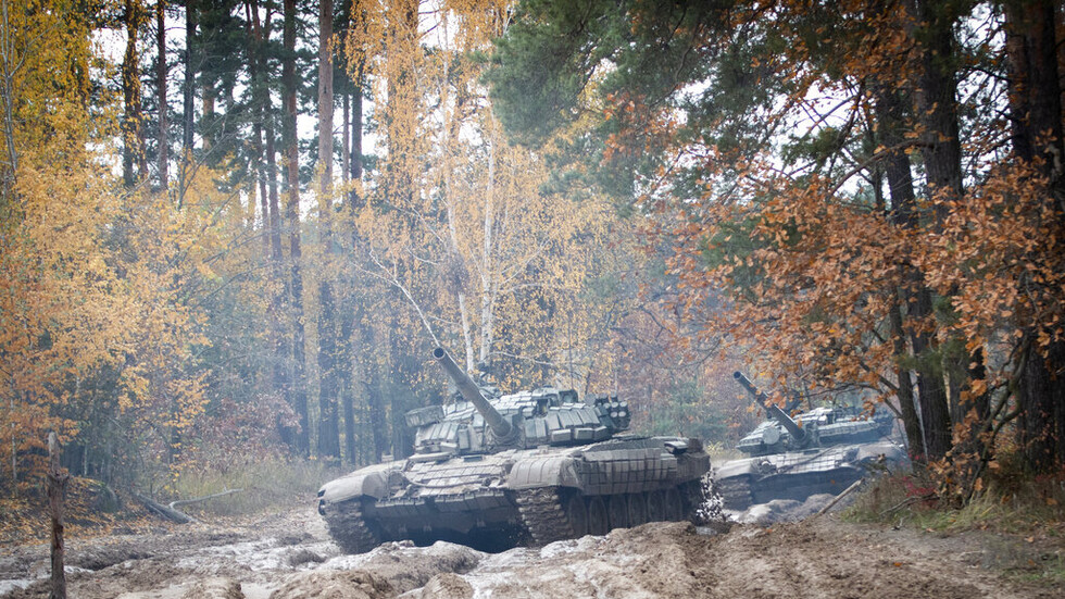 مصدر: القوات الأوكرانية تحشد وحداتها على حدود منطقة خيرسون