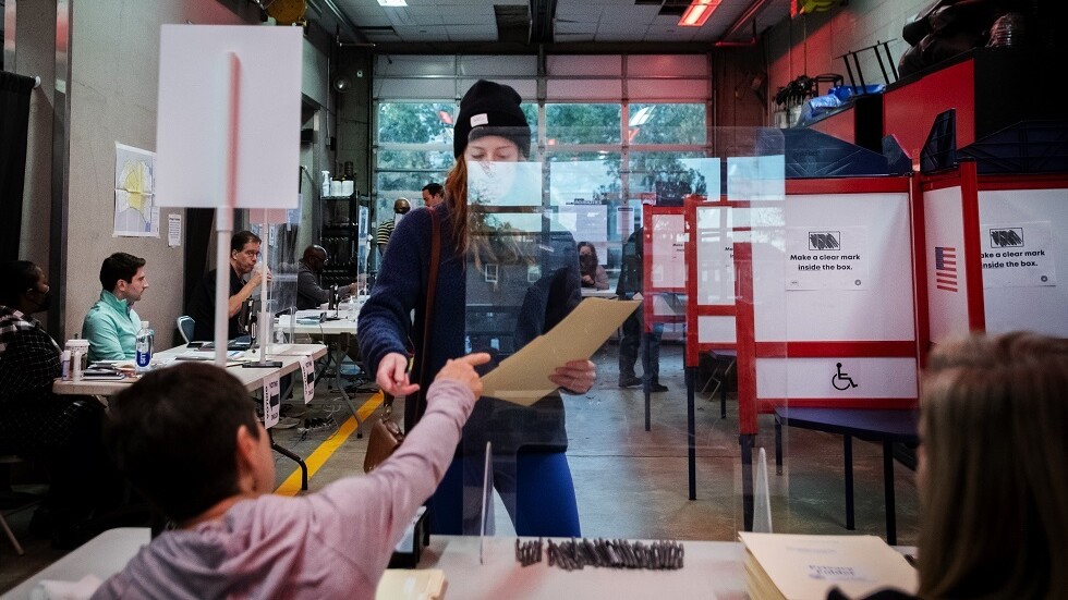 انتخاب ديمقراطيين بولايتي بنسلفانيا وتينيسي توفيا في أكتوبر