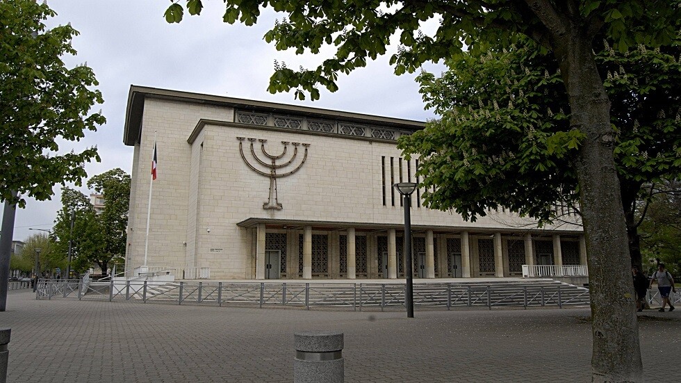 تقرير الاتحاد الأوروبي للعدالة العرقية .. تركيز على معاداة السامية وتجاهل للعنصرية ضد الروس