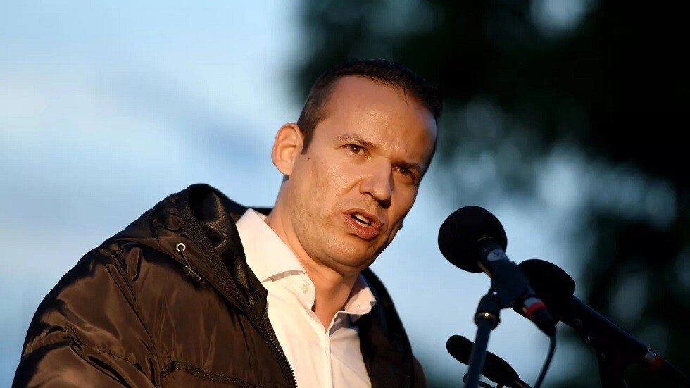 سياسي هنغاري يلمح لبولندا بشأن الاستيلاء على مقاطعة أوكرانية حدودية