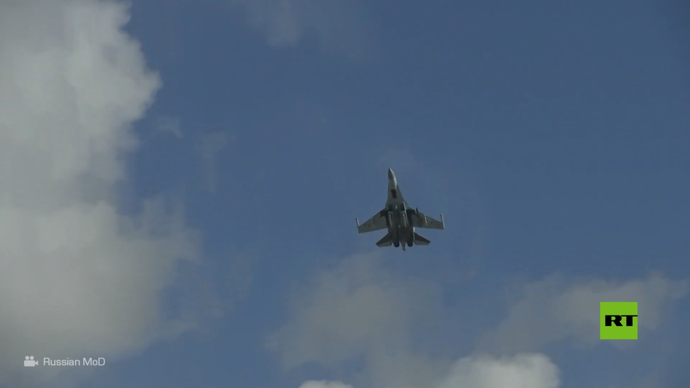 طلعات قتالية لمقاتلات سو-35 اس الروسية