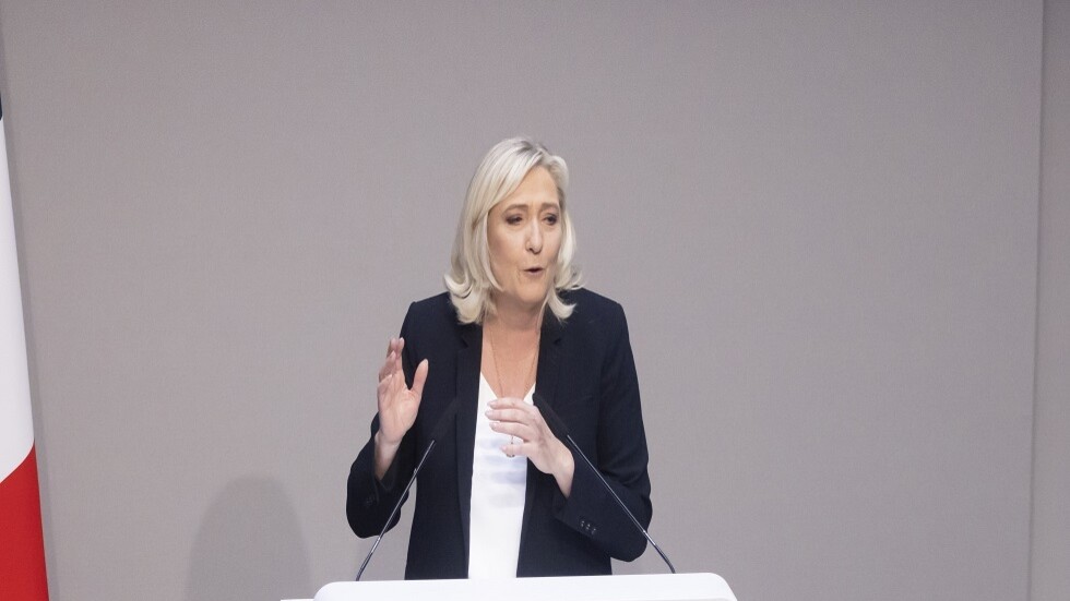 لوبان: فرنسا بتزويدها كييف بالسلاح تساهم في استمرار الصراع في أوكرانيا