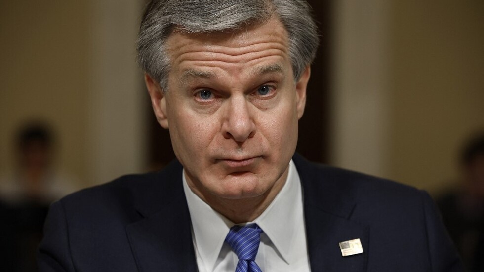 مكتب التحقيقات الفيدرالي الأمريكي: "تيك توك" يثير مخاوف تتعلق بالأمن القومي