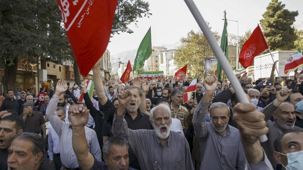 إيران: الإعدام لـ 3 متهمين ارتكبوا جرائم مروعة في أحداث الشغب