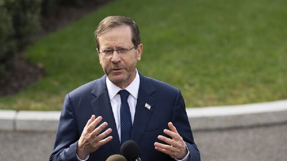 سابقة تاريخية.. الرئيس الإسرائيلي يزور دولتين عربيتين قريبا