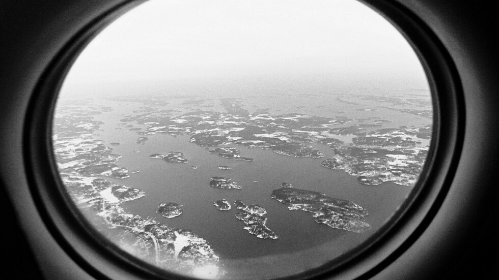 صحيفة: سفينتان أجريتا مهمة استطلاع بمنطقة أنابيب