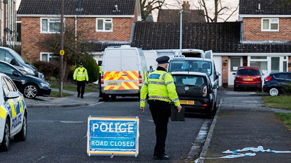 إيرلندا الشمالية تحقق في محاولة اغتيال ضابطي شرطة