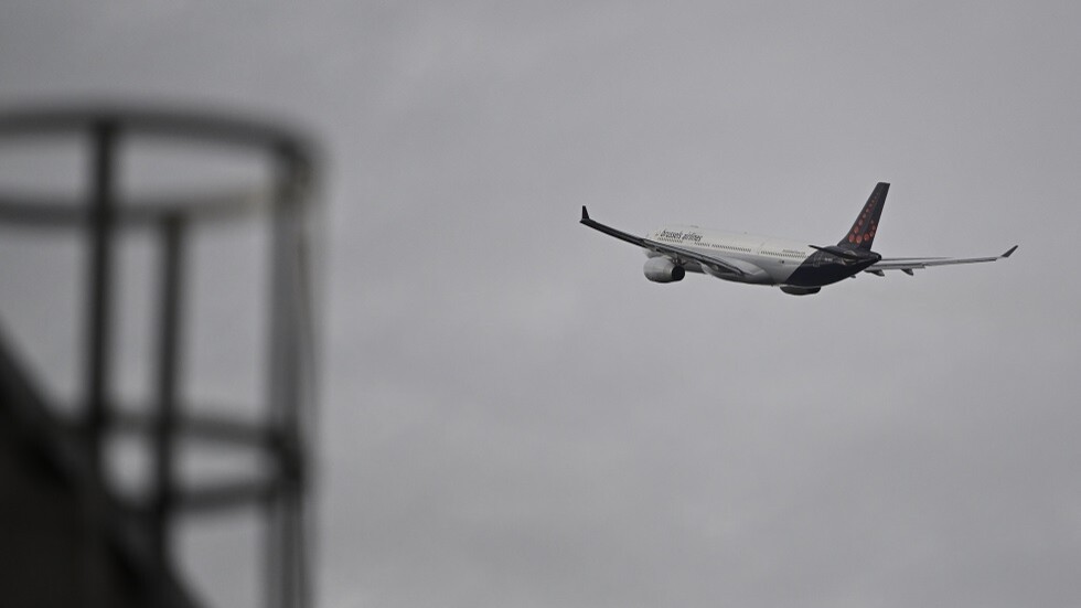 بـ 600 دولار.. شركة طيران تقدم عرضا لرحلات غير محدودة مدة سنة كاملة