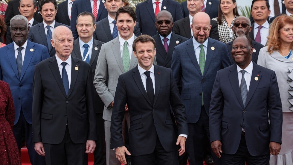 فرنسا تمنح تونس قرضا بقيمة 200 مليون يورو