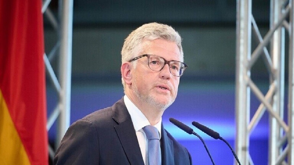 غضب في بولندا على تعليق رئيسها من تعيين ميلنيك نائبا لوزير خارجية أوكرانيا