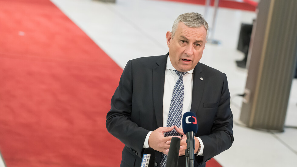 وزير تشيكي: خلافات عميقة داخل الاتحاد الأوروبي بشأن سقف أسعار الغاز