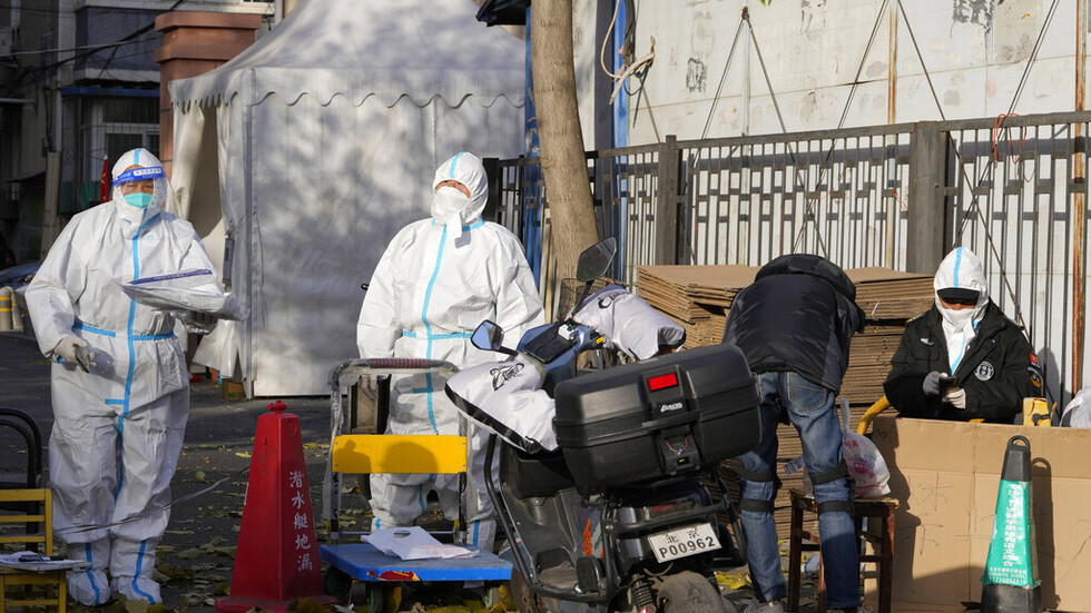 لليوم الثالث على التوالي... الصين تسجل ارتفاعا قياسيا في عدد الإصابات بكورونا