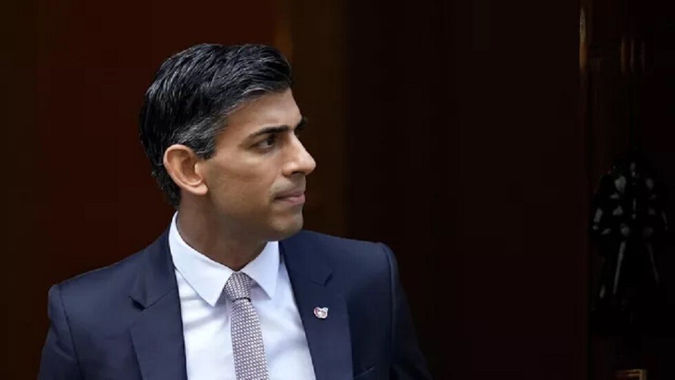 سوناك: نعتزم الحفاظ على المساعدة العسكرية لأوكرانيا وزيادتها في عام 2023