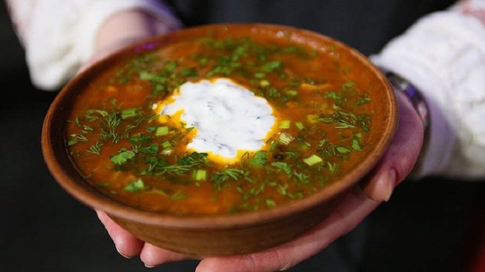 دحض أسطورة فوائد الطعام الساخن