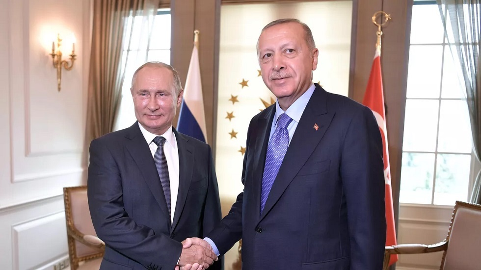 بوتين يبلغ أردوغان أن عودة روسيا إلى صفقة الحبوب ممكنة بعد التحقيق في الهجوم على سيفاستوبول