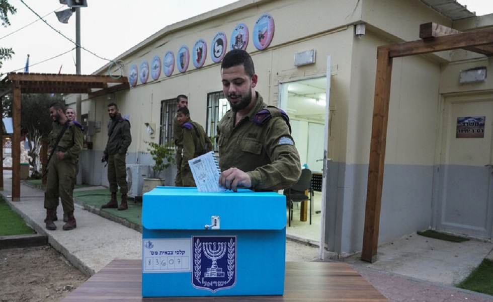 الإسرائيليون يدلون بأصواتهم في خامس انتخابات خلال أقل من 4 سنوات
