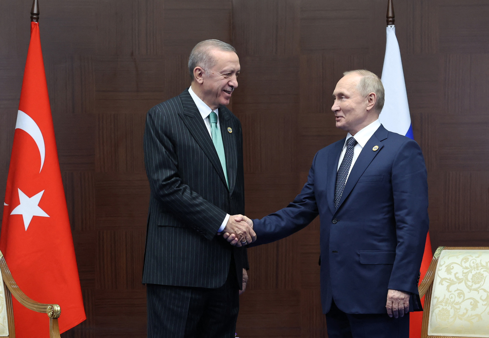 أردوغان: تحدثت مع بوتين عن تصدير الأسمدة والحبوب للدول الفقيرة والبداية من 3 دول عربية