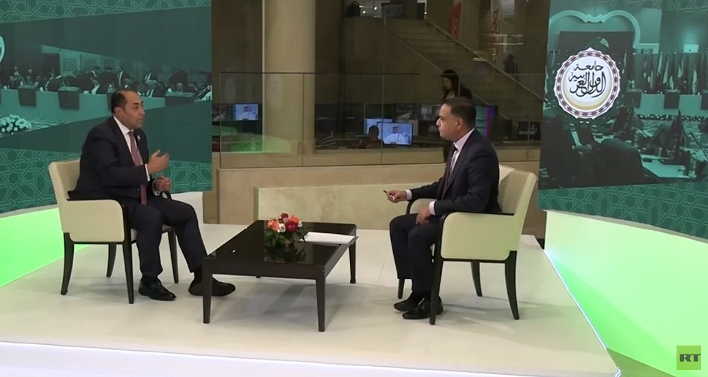 الأمين العام المساعد لجامعة الدول العربية حسام زكي خلال مقابلة مع RT