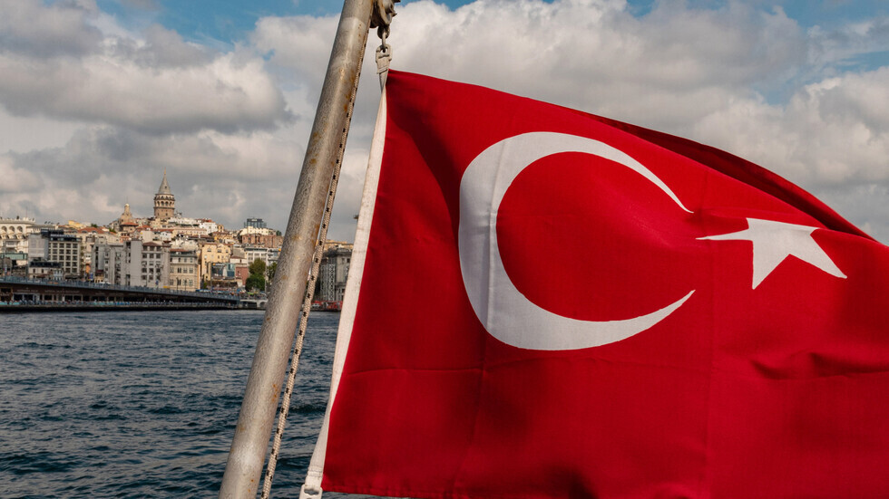 تركيا تعلن عدد المهاجرين واللاجئين المبعدين في 2022