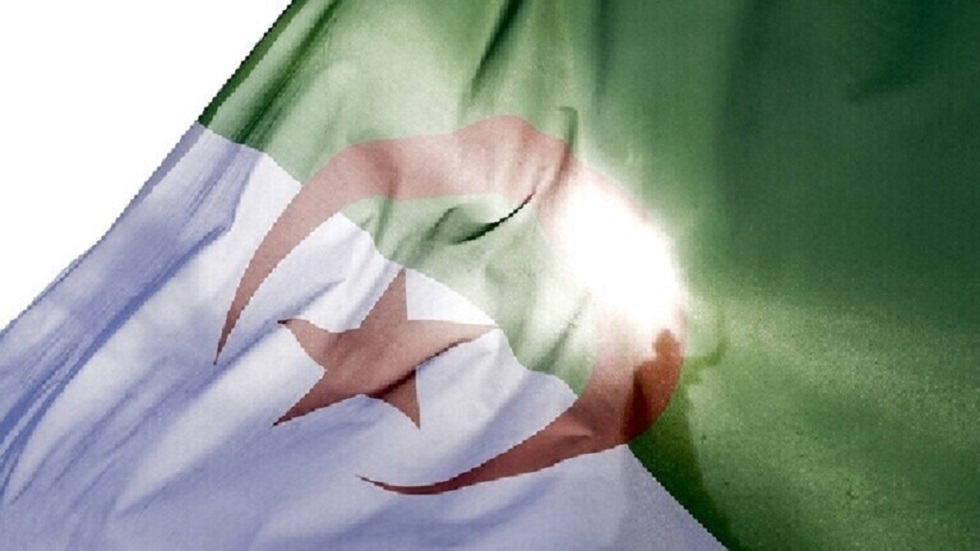 نيابة الجزائر تطلب السجن 18 عاما لرئيس 