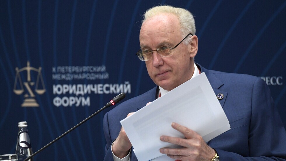 روسيا تباشر التحقيق في إزالة وتدنيس الشواهد الروسية والسوفيتية في أوكرانيا