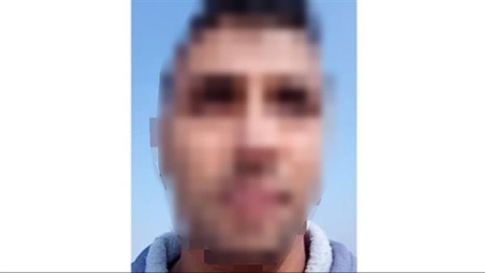 شاهد مصري يوثق لحظة انتحاره من أعلى قلعة محمد علي في بث مباشر شاهد مصري يوثق لحظة انتحاره من أعلى قلعة محمد علي في بث مباشر