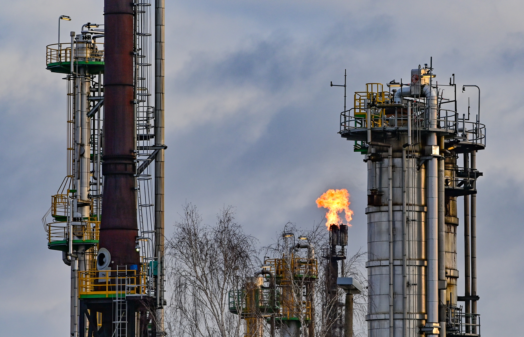 التشيك تواصل استلام النفط الروسي عبر 