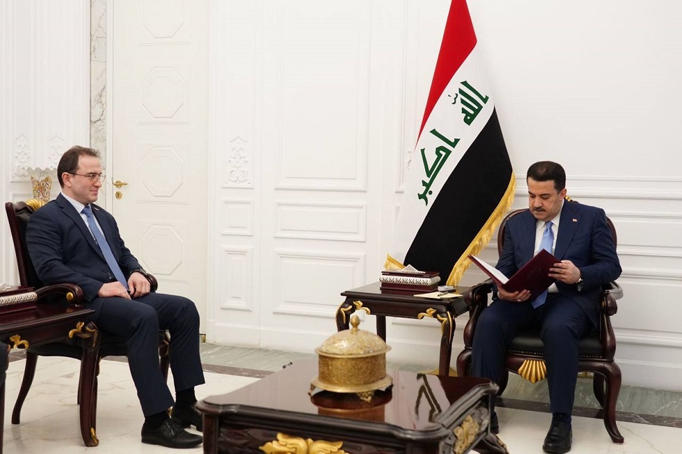 العراق.. رئيس الوزراء يستقبل السفير الروسي لدى بغداد ويؤكد أهمية العلاقات بين البلدين