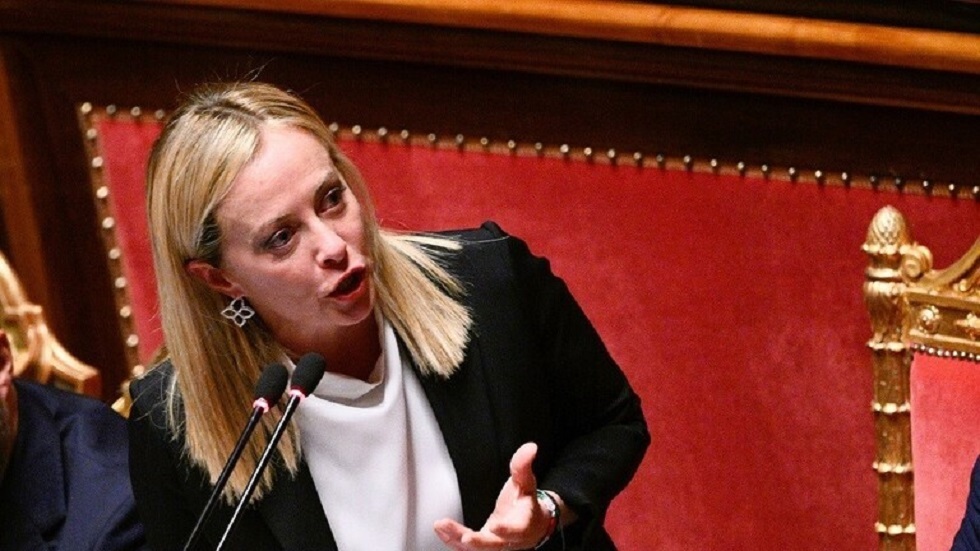 برلماني إيطالي عن ابنة رئيسة الوزراء ميلوني في بالي: كان عليها التنويه بجعل ذلك ممكنا للجميع