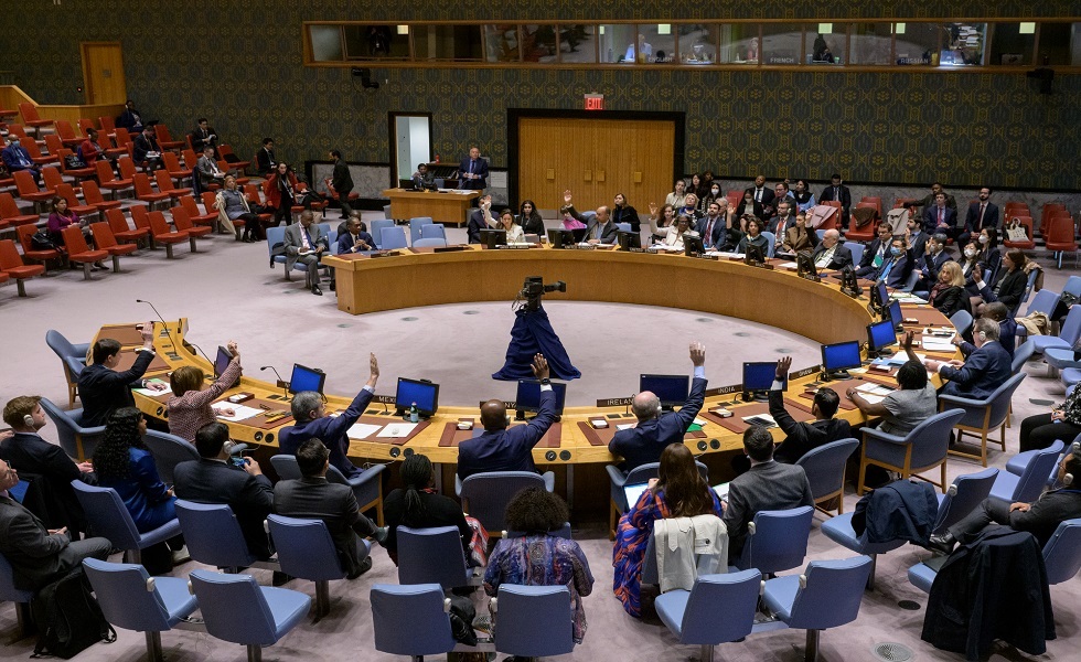 الأمم المتحدة تطالب كييف بالتحقيق في فيديو إعدام أسرى حرب روس