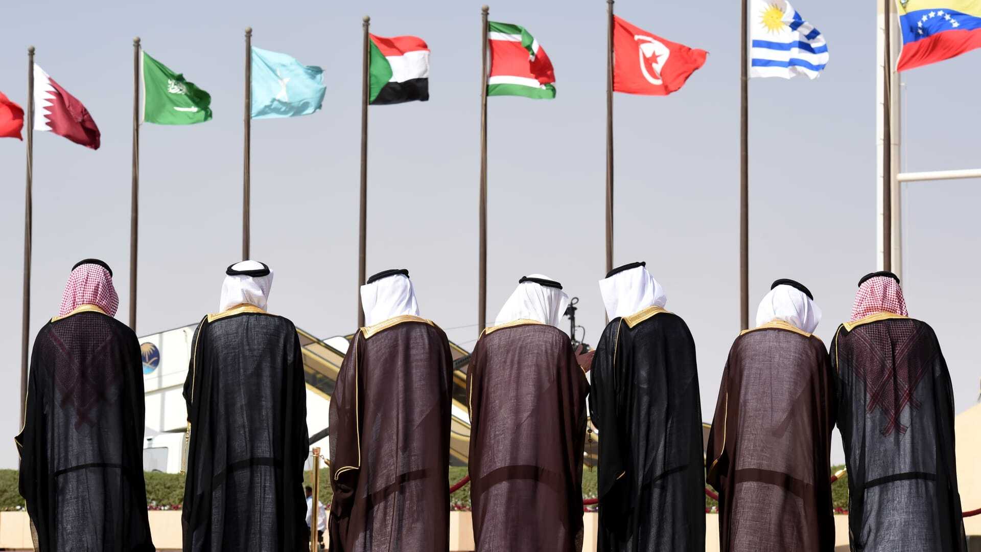 بعد اتفاق وقعه السيسي في الدوحة.. الإمارات تنافس قطر على مشروع ضخم في مصر