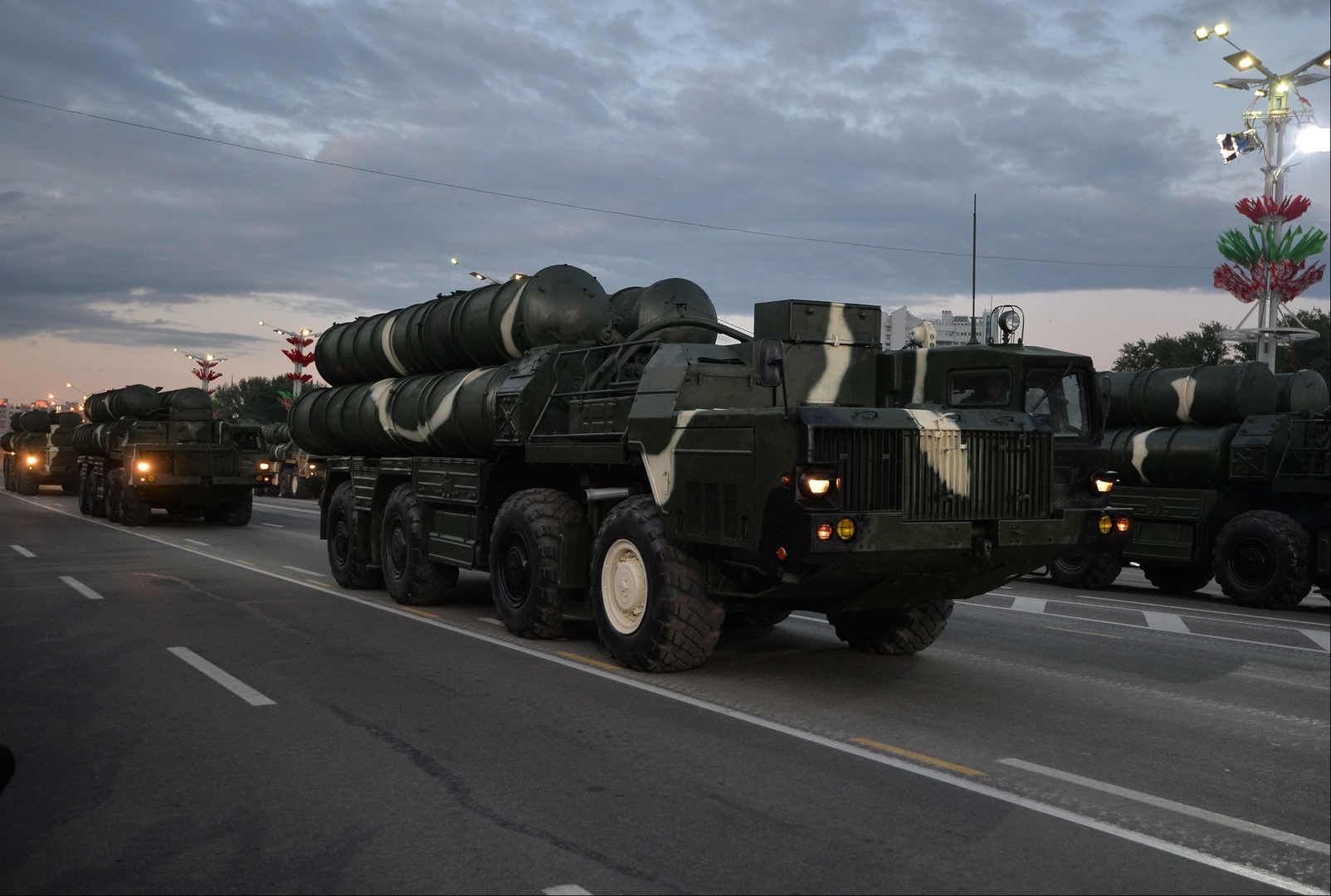وسائل إعلام: اليونان تبدأ استبدال الأسلحة الروسية الصنع بأسلحة الناتو