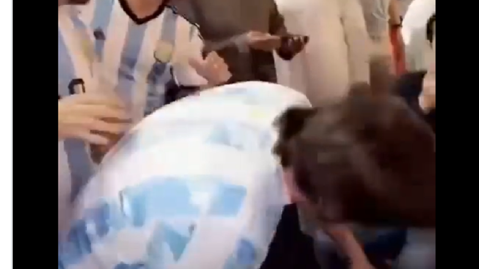 6383239a4236042b14285026