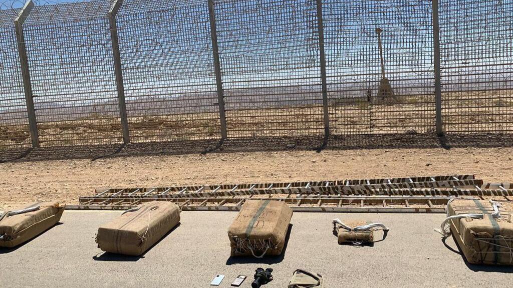 إسرائيل ترصد طريقة التهريب عبر الحدود المصرية (صور)