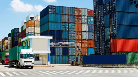 انخفاض صادرات البضائع من ألمانيا إلى روسيا بنسبة 53 بالمئة