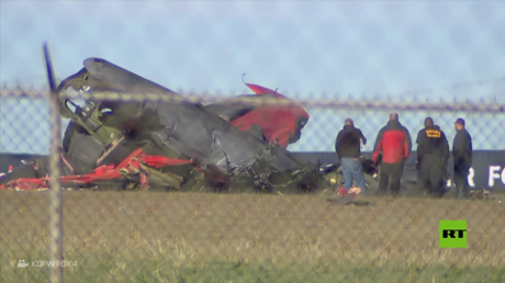 آثار تحطم طائرتين في مطار دالاس الأمريكي