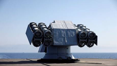 فرنسا ترسل بطاريتين من أنظمة Crotale للدفاع الجوي إلى كييف