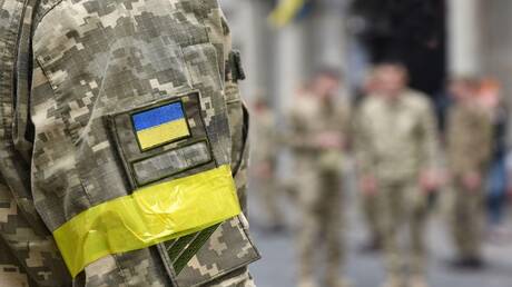 جندي أوكراني: مرتكبو جريمة قتل الأسرى الروس درّبهم 