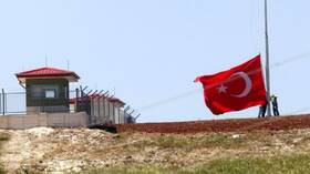 تركيا تعلن سقوط 4 صواريخ بمنطقة كاراكاميش المحاذية للحدود السورية وتتهم الأكراد