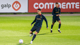 رونالدو يعقد مؤتمرا مفاجئا في معسكر منتخب البرتغال
